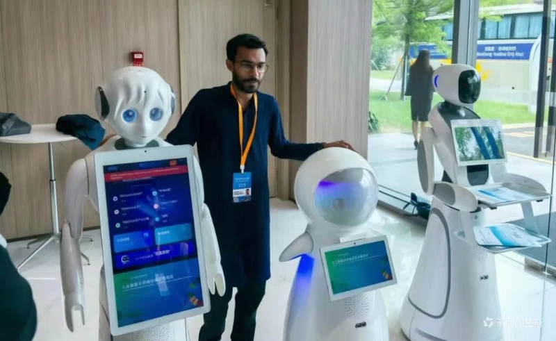Alpha Robotics re&ccedil;oit de nombreux &eacute;loges lors du Forum mondial de d&eacute;veloppement de la jeunesse&nbsp;2025