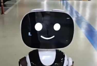 Timo AI Service Robot d&eacute;ploy&eacute; dans les grands supermarch&eacute;s de S&eacute;oul : accueil des clients tr&egrave;s fr&eacute;quent&eacute;s, patrouille inactive pour la s&eacute;curit&eacute;